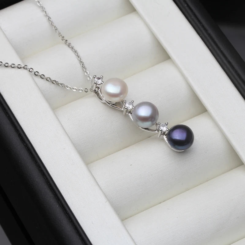 Pearl Pendant Necklace