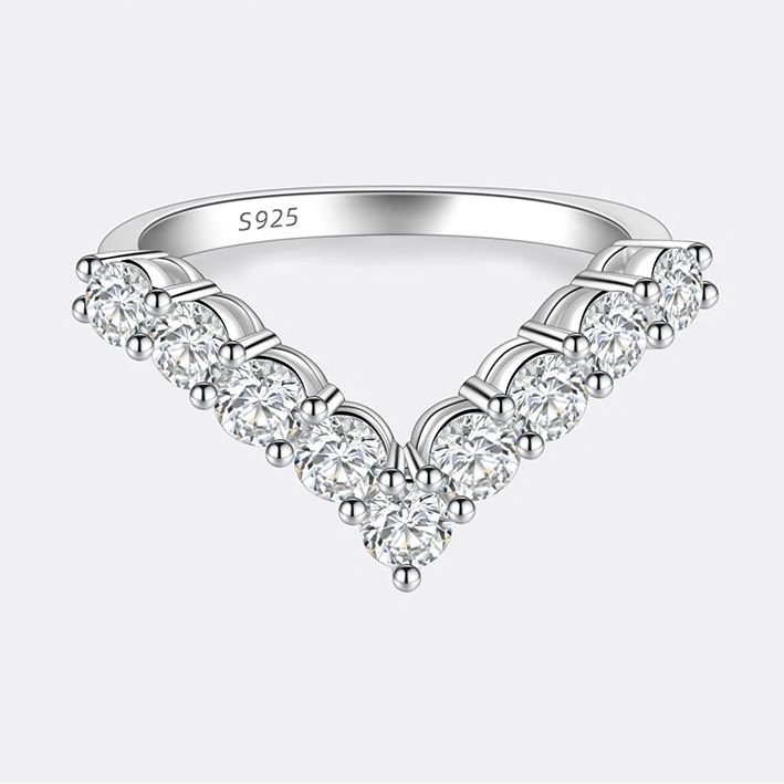 V-shaped Moissanite Ring for Women