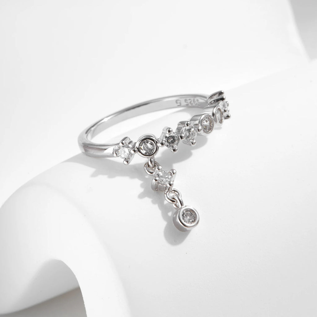 Sparkling Round Zircon Charms Finger Rings