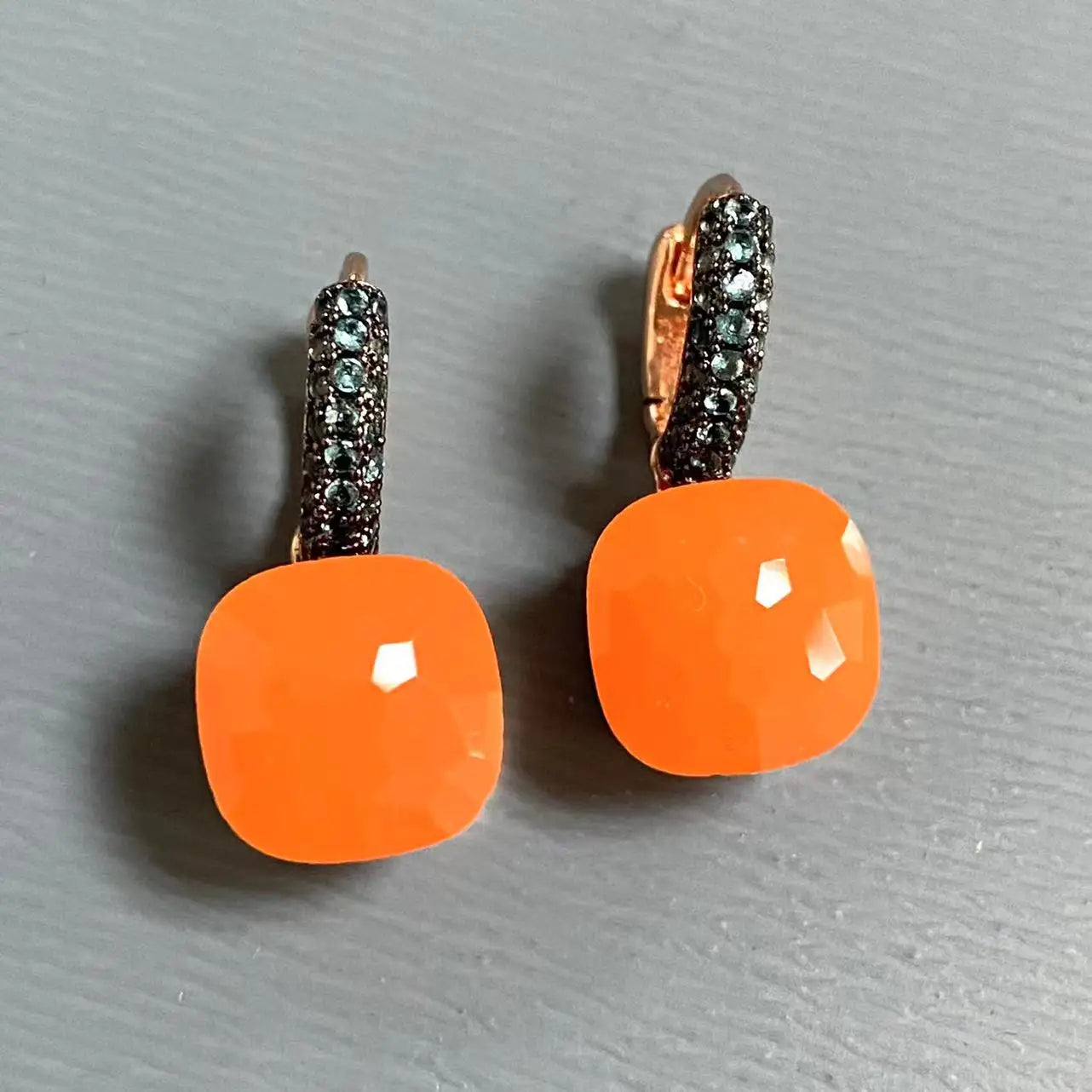 Classic Nudo Earrings Zircon With Black Gun Plated