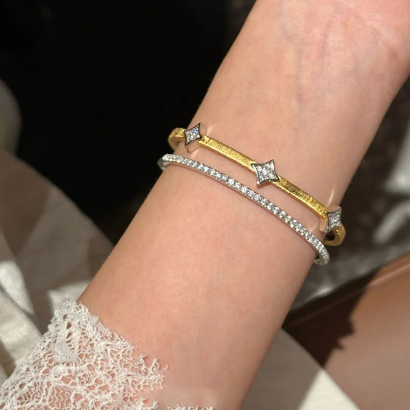 Brushed square diamond bracelet