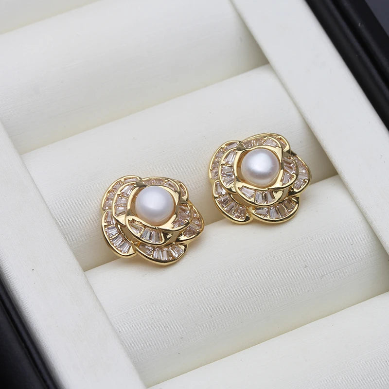 Pearl Simple Stud Earrings