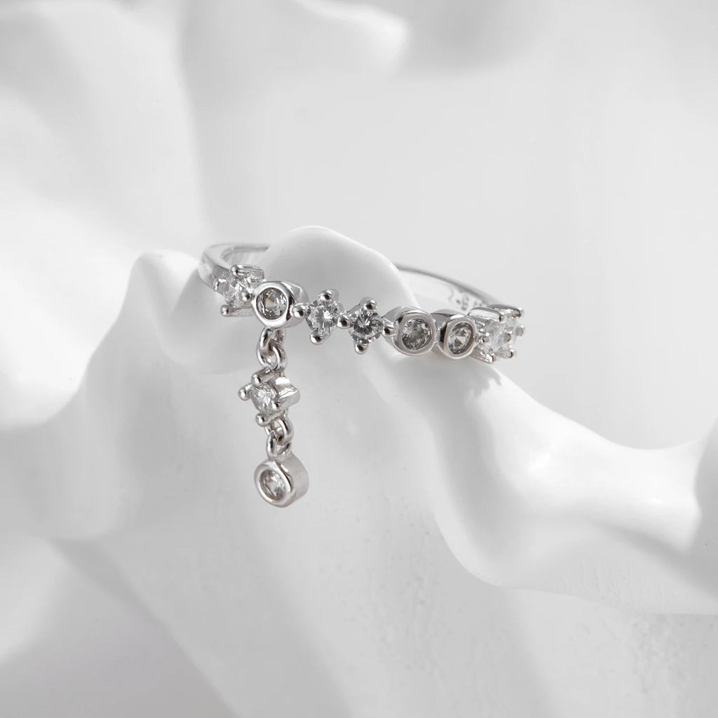 Sparkling Round Zircon Charms Finger Rings