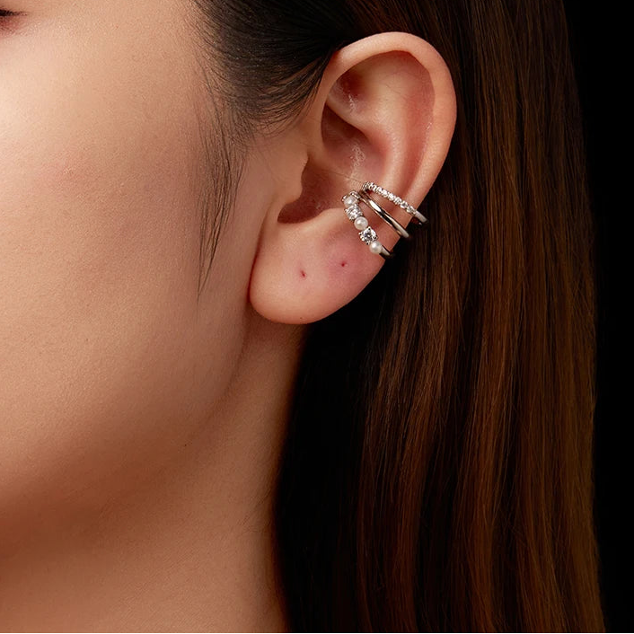 Mono 3-layered Moissanite Ear Cuff Pearl Ear Clip