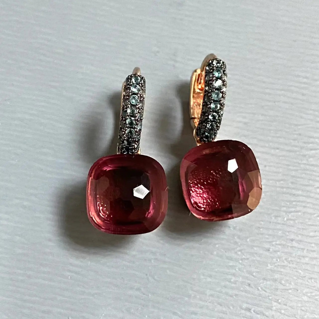 Classic Nudo Earrings Zircon With Black Gun Plated